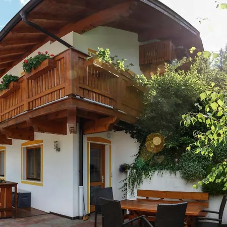Haus Ferchl Apartment