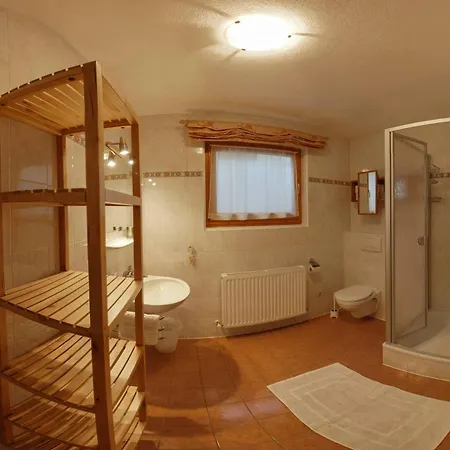 Haus Ferchl Apartment
